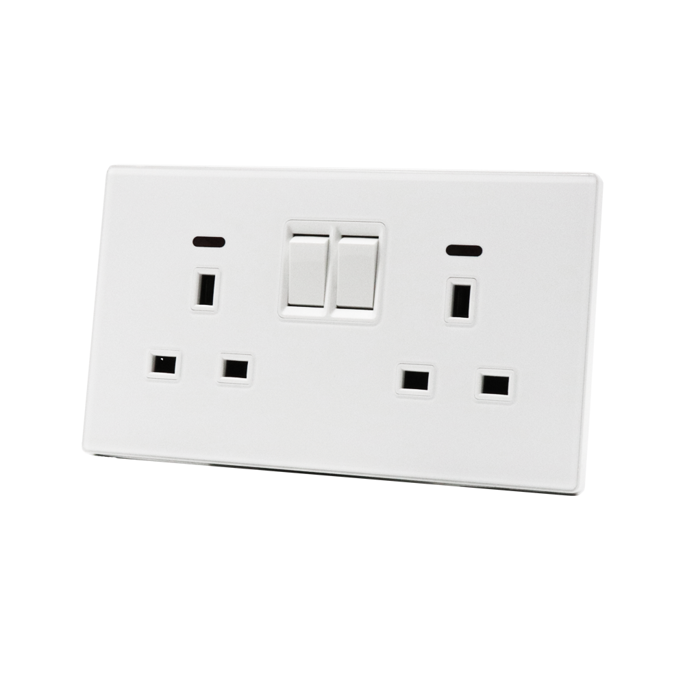 I LumoS Double Switched with Neon Wall Plug 13A UK Sockets