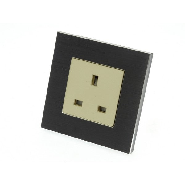 I LumoS Luxury Unswitched Black Brushed Aluminium UK 13A Plug Single Socket