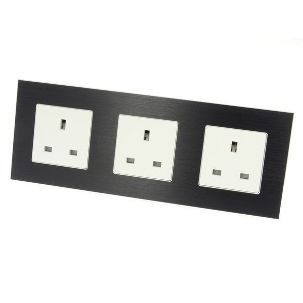 I LumoS Luxury Unswitched Black Brushed Aluminium UK 13A Wall Plug Triple Socket