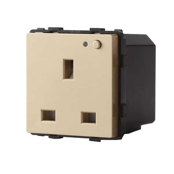 I LumoS Gold 13A UK Switched RF Socket Module