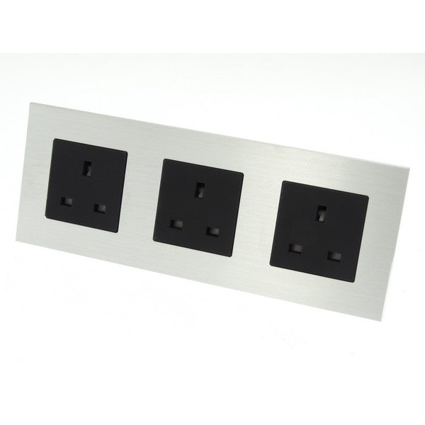 I LumoS Luxury Unswitched Silver Brushed Aluminium UK 13A Wall Plug Triple Socket