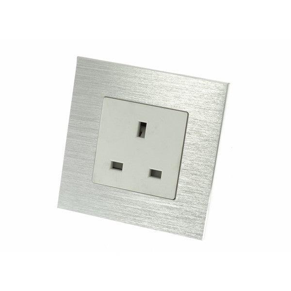 I LumoS Luxury Unswitched Silver Brushed Aluminium UK 13A Plug Single Socket