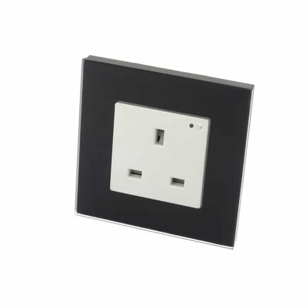 I LumoS PRO Smart Wi-Fi Black Glass Frame Switched UK 13A Single Socket